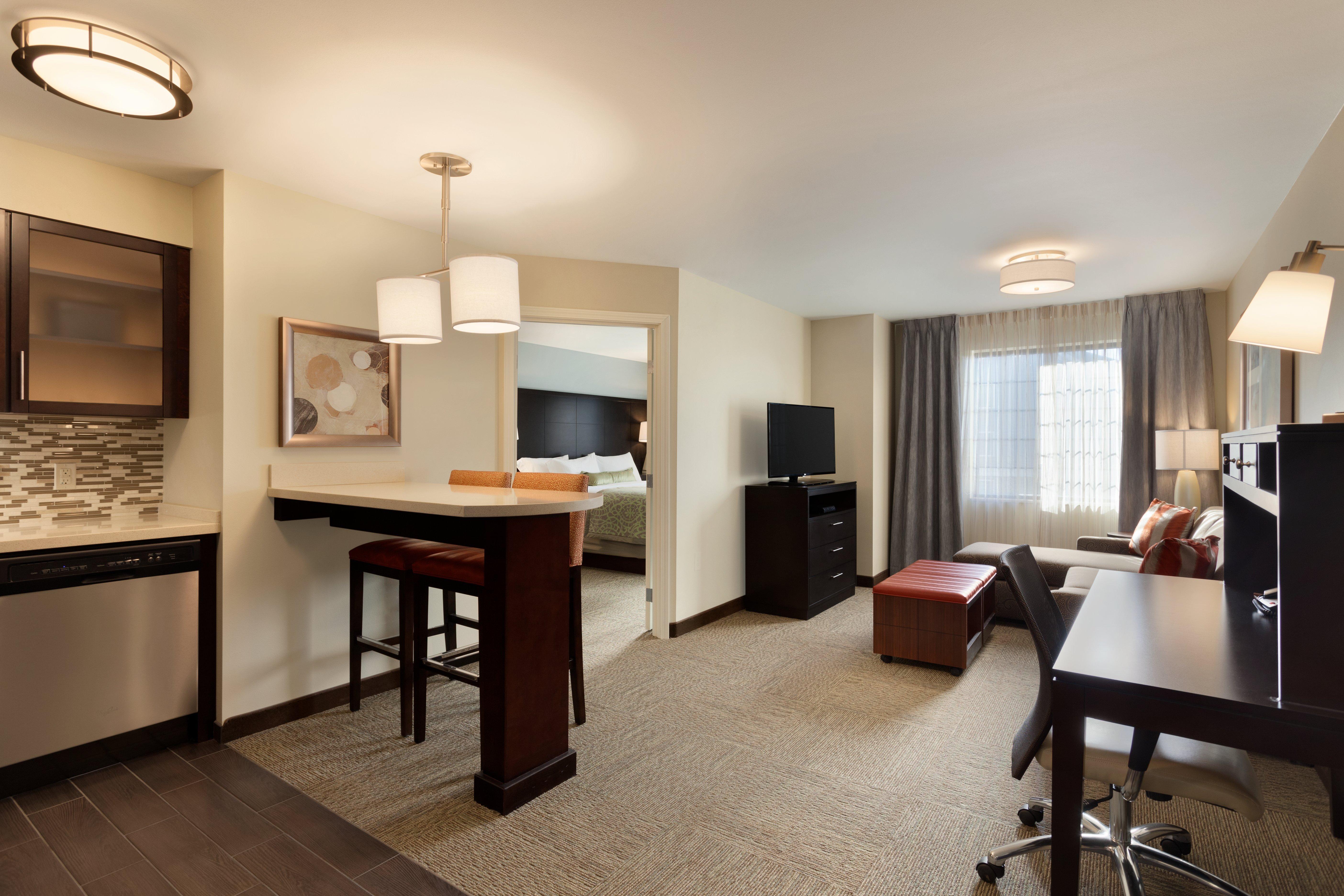Staybridge Suites Midland By Ihg Экстерьер фото