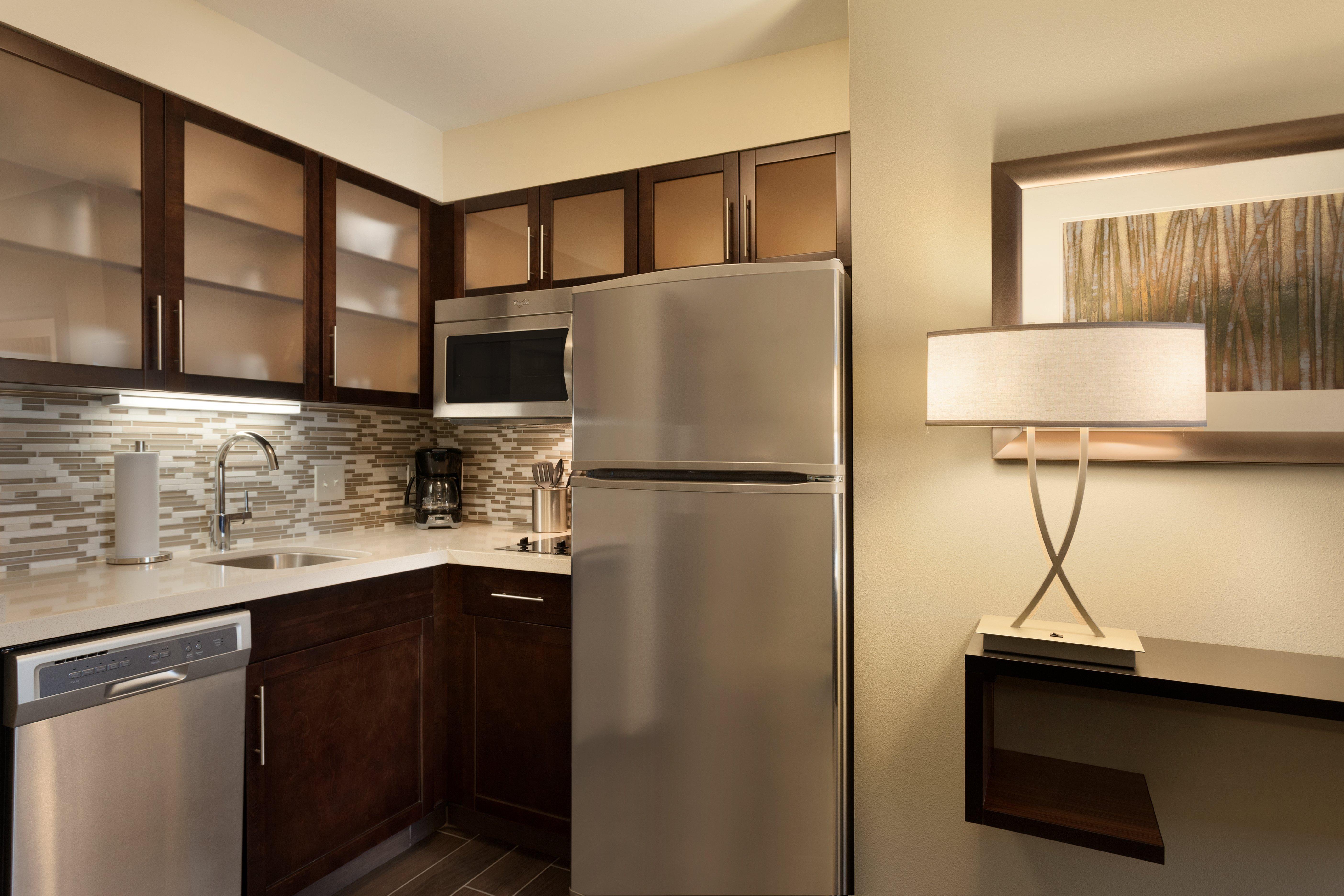 Staybridge Suites Midland By Ihg Экстерьер фото